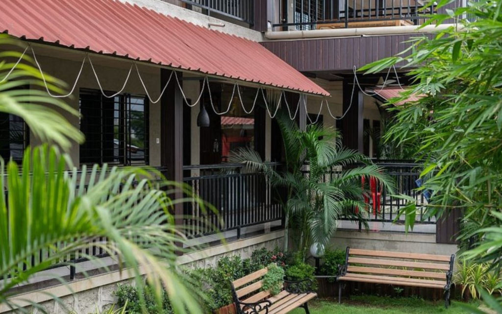 Shrubbery Palms Resort